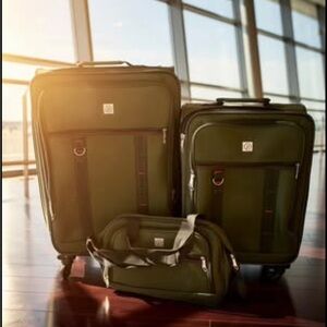 Luggage! Luggage! Luggage!